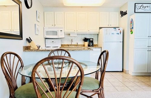 Kihei Condo | Beautiful Kihei Kai Nani 162, 1BR Condo by Kamaole Beach 2, Cal King, Wi-Fi, W/D
