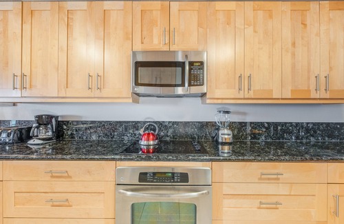 Kahana Condo | Ocean views, remodeled! SK272-Sullivan