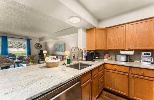 Eagle House | Downtown Eagle Haven