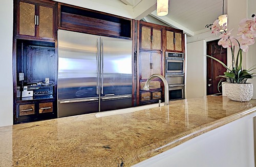 Kihei House | LUXURIOUSLY*OCEANFRONT Beach House with Sweeping 180°Views