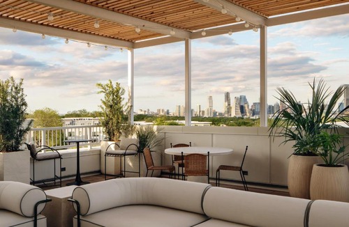 South Lamar Hotel | The Code Hotel