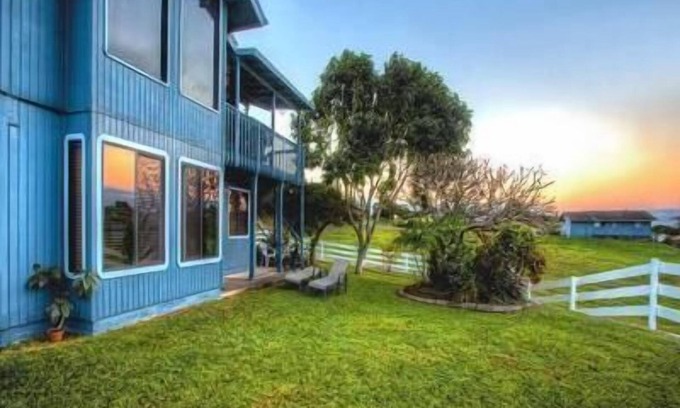 Makawao House | Private lush 2 Acre Mountain Home Maui w/many amenities
