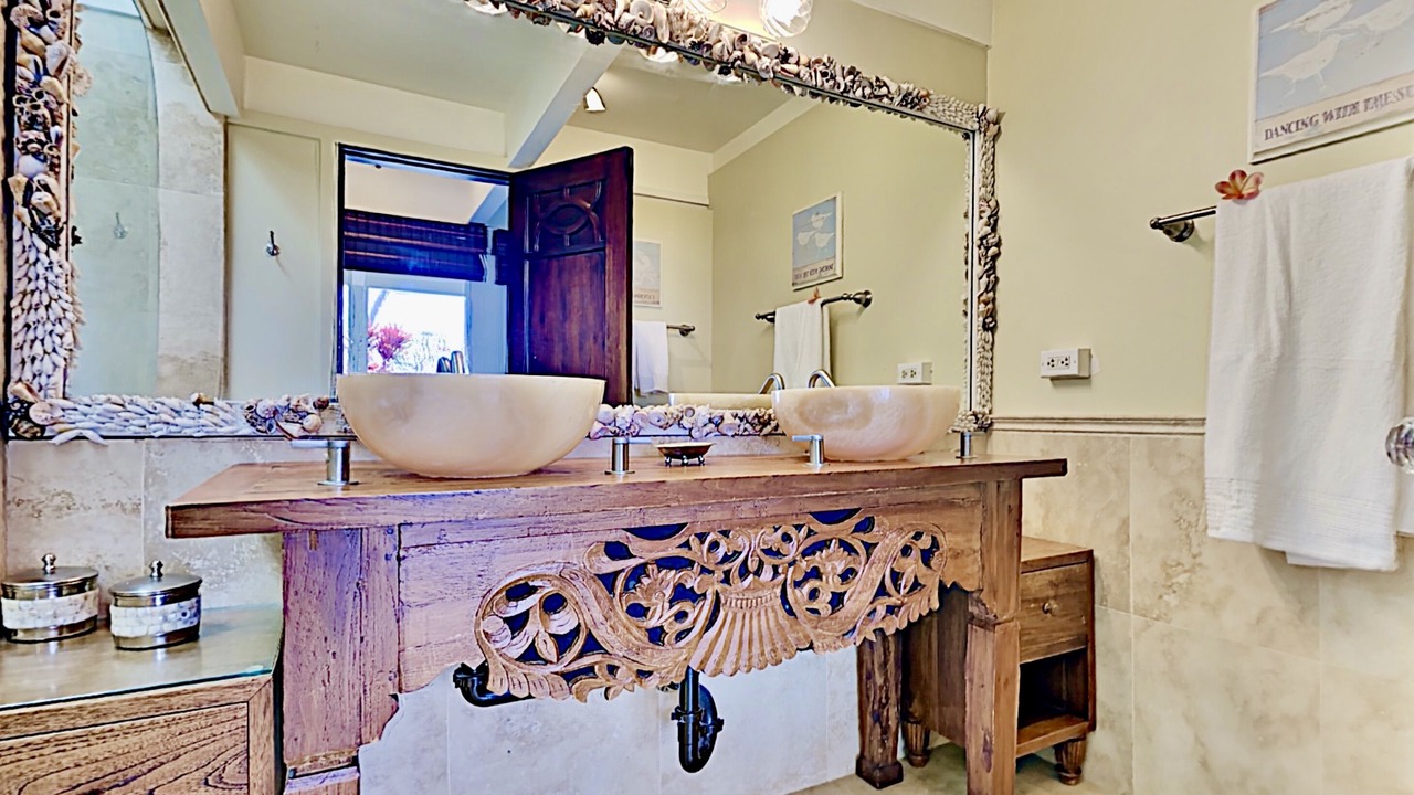 Photo of Bathroom in Kihei