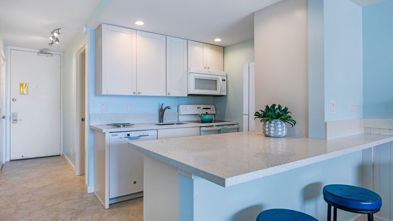 Photo of Kitchen in Historic Lahaina Front Street