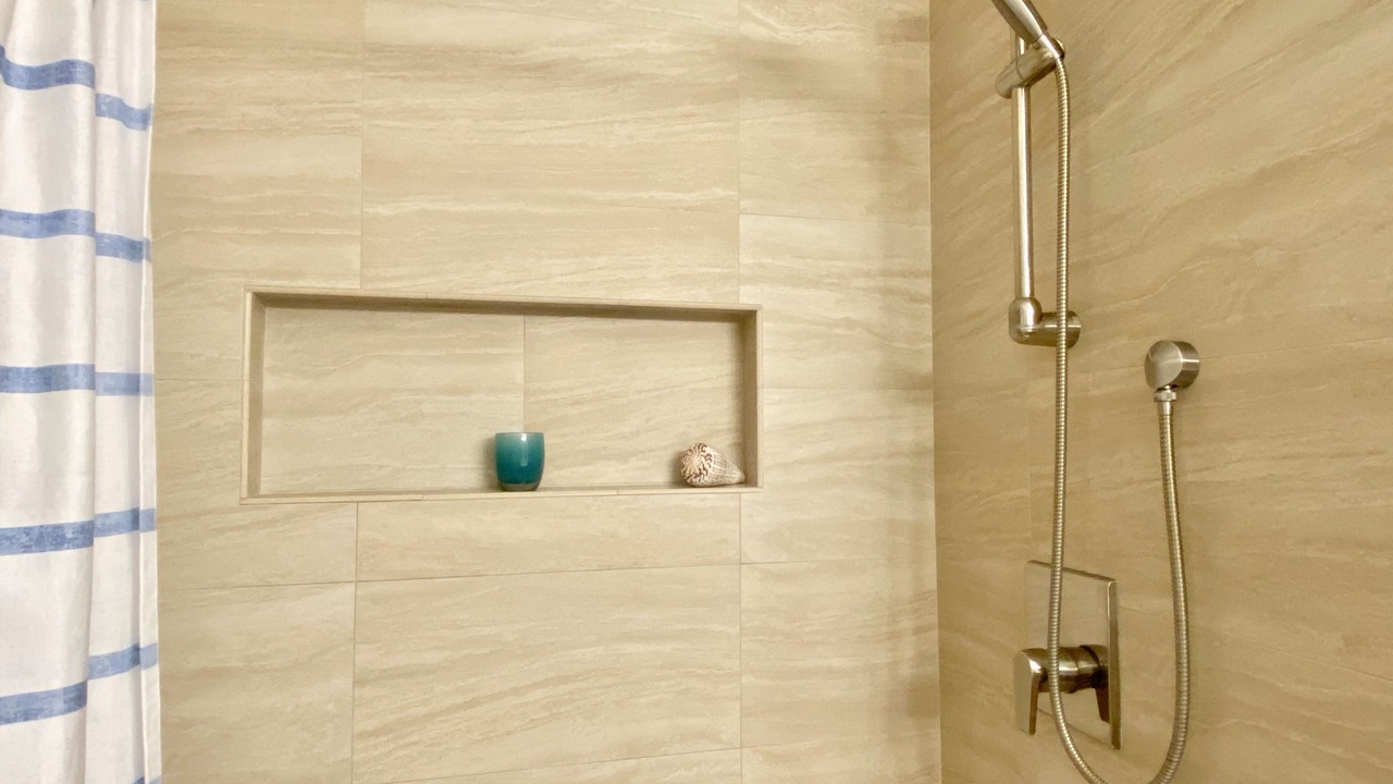 Photo of Bathroom in Kihei