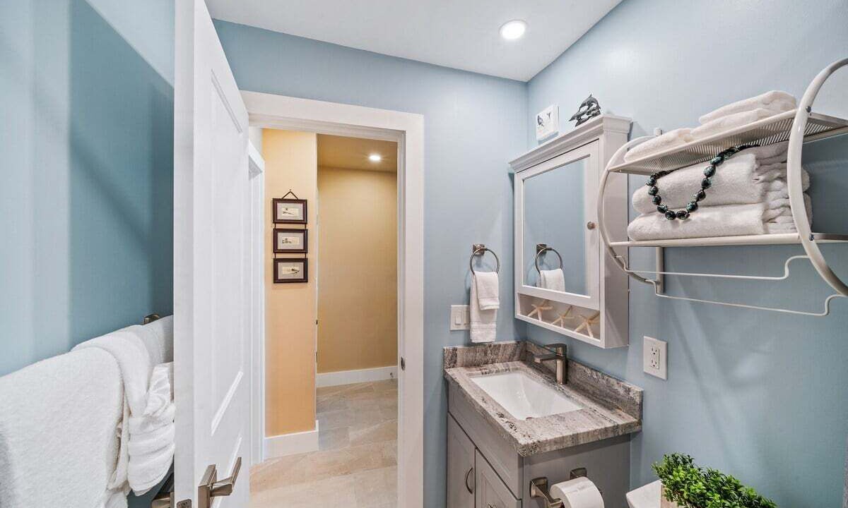 Photo of Bathroom in Honokowai
